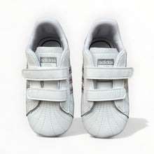 Lade das Bild in den Galerie-Viewer, ADIDAS SUPERSTAR CRIB
